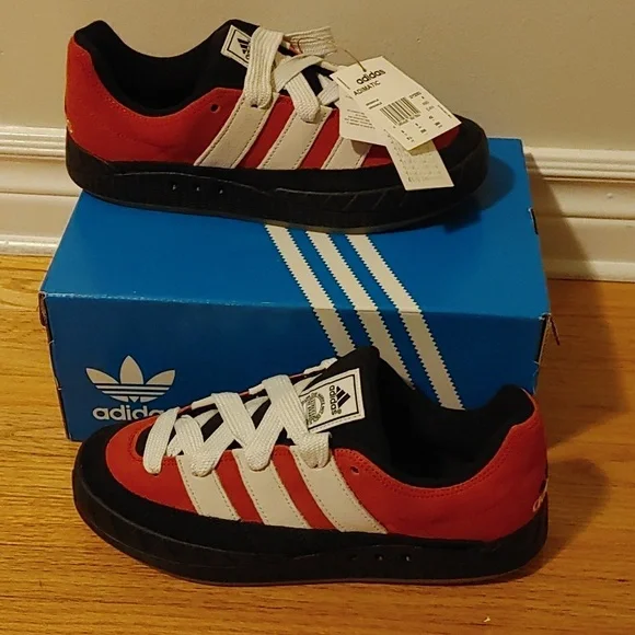 Adidas shoes - Picture 1 of 4